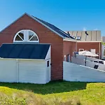 Gaelle - 2-3km From The Sea By Interhome *