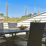 Gaelle - 2-3km From The Sea By Interhome