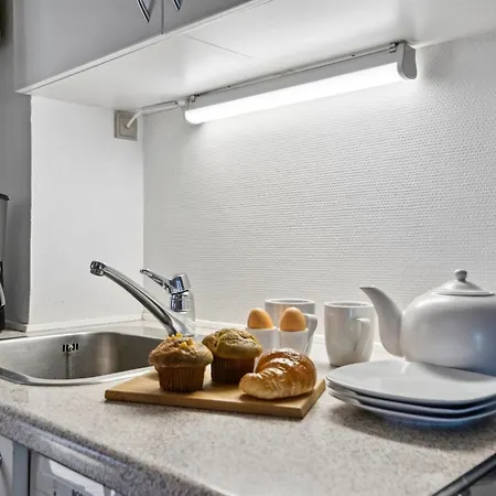 Gaelle - 2-3km From The Sea By Interhome