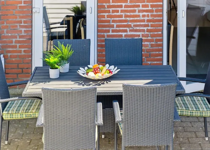 Gaelle - 2-3km From The Sea By Interhome Apartment