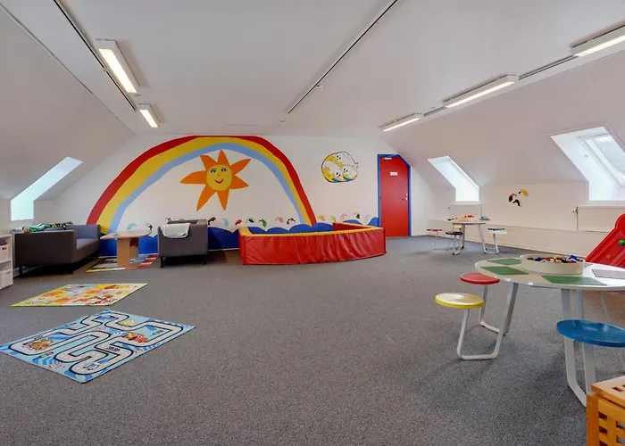 Gaelle - 2-3km From The Sea By Interhome Appartement *